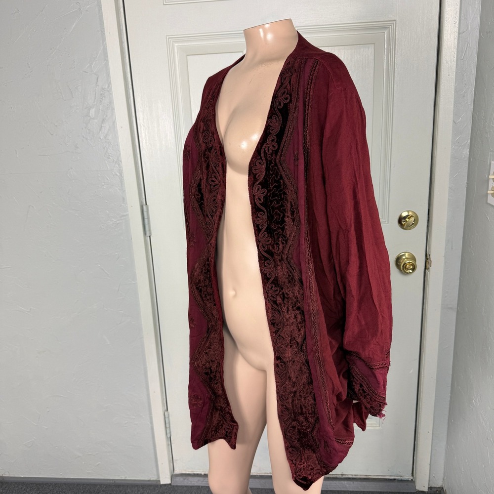 NEW Holy Clothing Women's Shirt 3X Boo Plus Size Embroidered Cardigan Rayon QQ6 - Picture 3 of 8